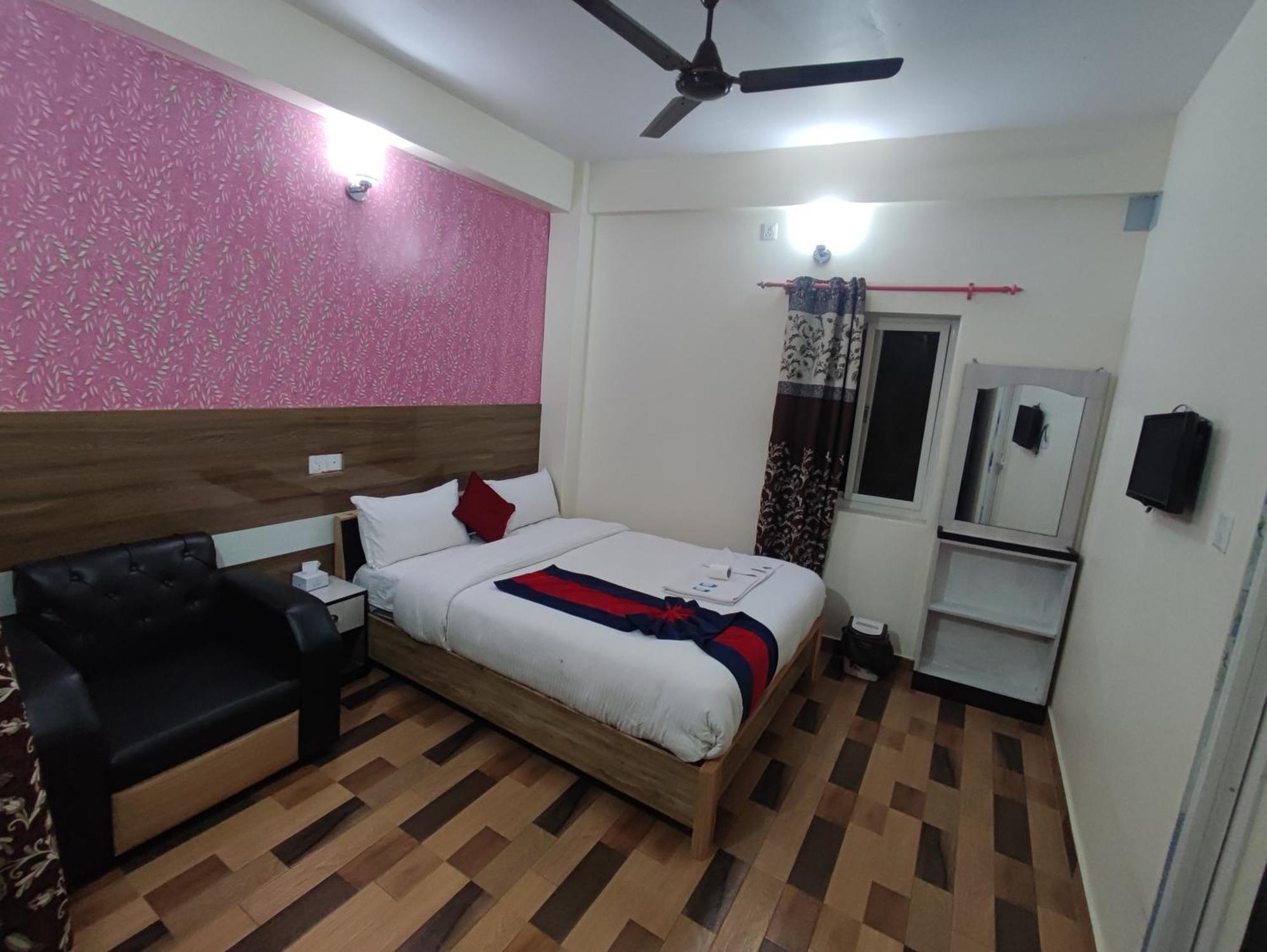 Hotel Kajiinn Pokhara Exterior photo